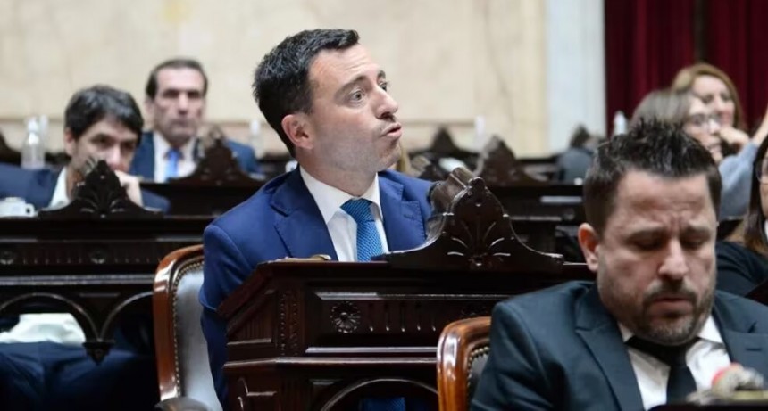 Diputados: De Loredo presidirá el bloque mayoritario de la UCR, con aval de los gobernadores y el sector de Lousteau