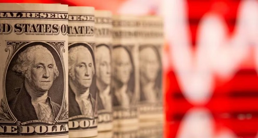 Qué significa que el dólar oficial se haya negociado con un valor de $500 para el lunes 11