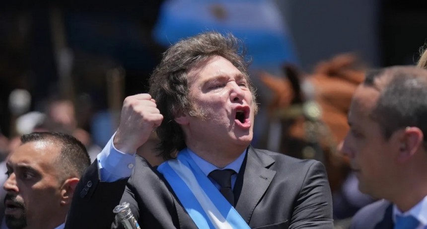 Javier Milei defendió el mega decreto, criticó los cacerolazos y adelantó que 