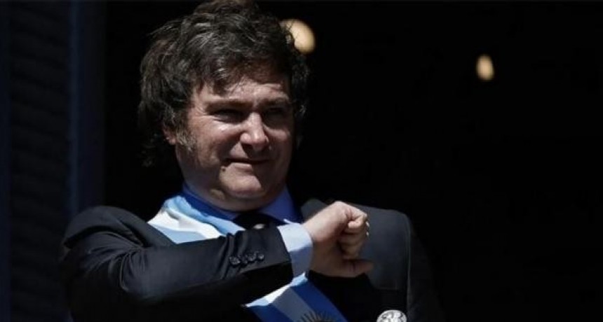 Presentaron el primer amparo ante la Justicia contra el DNU de Milei