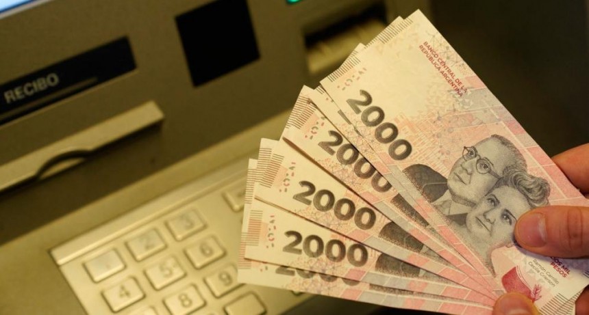 El ministro de Desarrollo Social anunció el pago de un bono de $20.000 para las tarjetas sociales