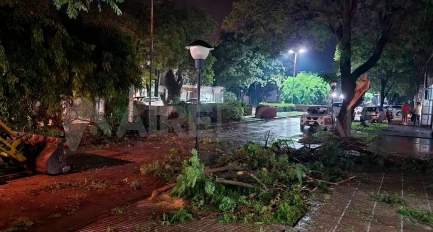 Un temporal hizo vivir 15 minutos de terror a la ciudad de Las Parejas