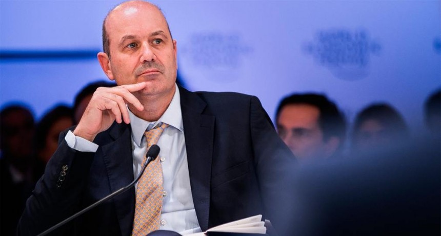 Sturzenegger anticipó que el Gobierno enviará otra ley que elimina 160 regulaciones