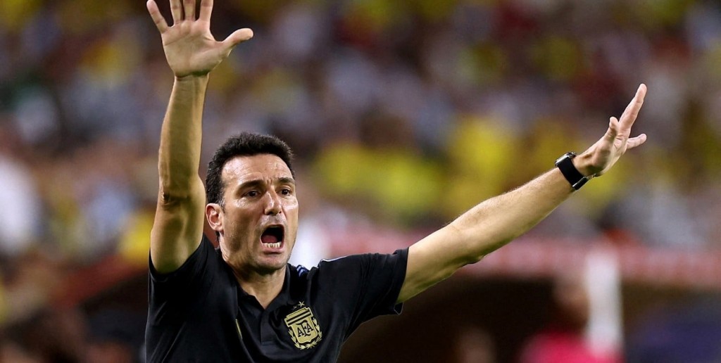 Scaloni llegó a Washington y habló de Messi antes del sorteo del Mundial