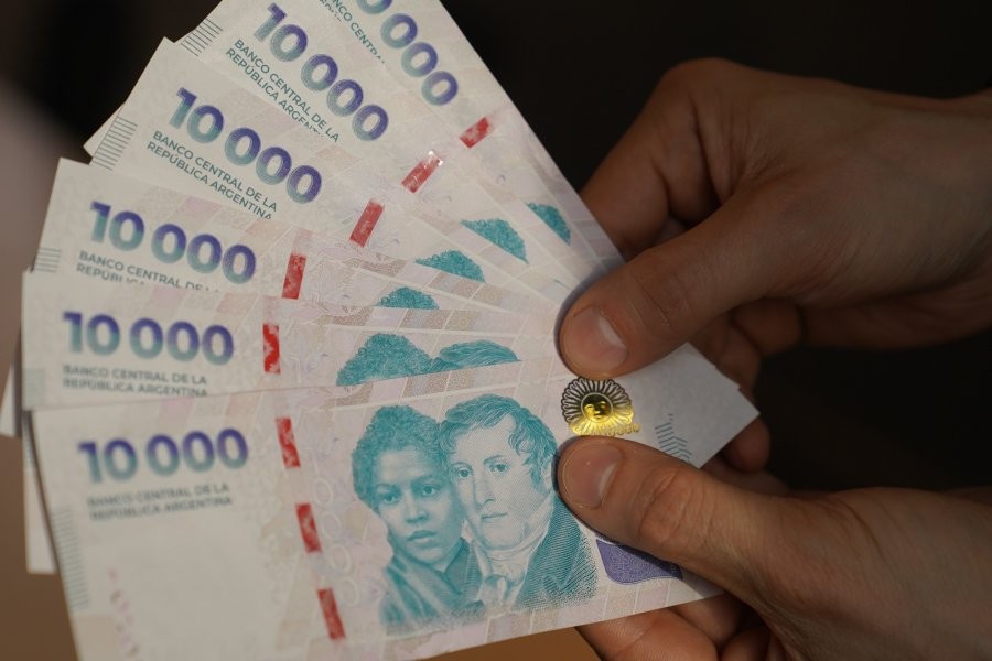 Crece el uso del aguinaldo para saldar deudas y cae el gasto en vacaciones e inversiones