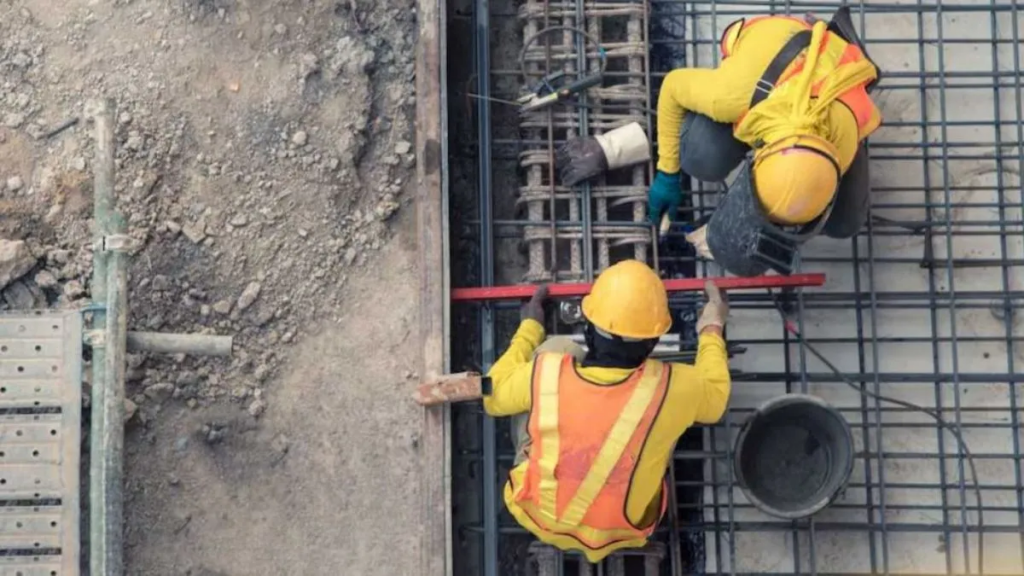 Golpe a la recuperación: la economía retrocedió 0,4% en octubre y cortó tres meses de alza