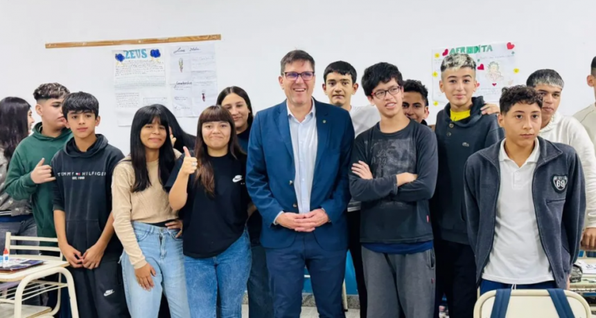 Jos&eacute; Goity, a dos a&ntilde;os de eliminar la no repitencia: "Todas las medidas que tomamos tienen como objetivo mejorar los aprendizajes de los estudiantes"