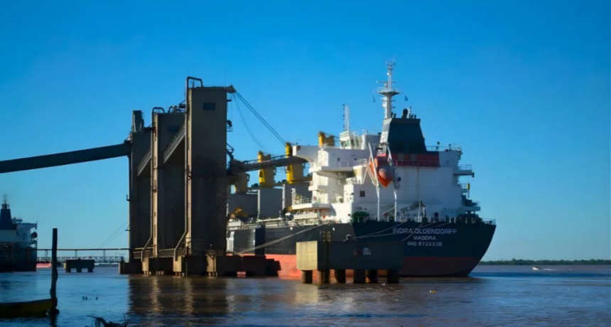 Paro de aceiteros y movilizaci&oacute;n: advierten impacto en log&iacute;stica y exportaciones