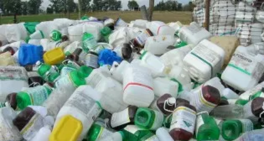 Proyectan revalorizar 20 millones de envases de agroqu&iacute;micos  